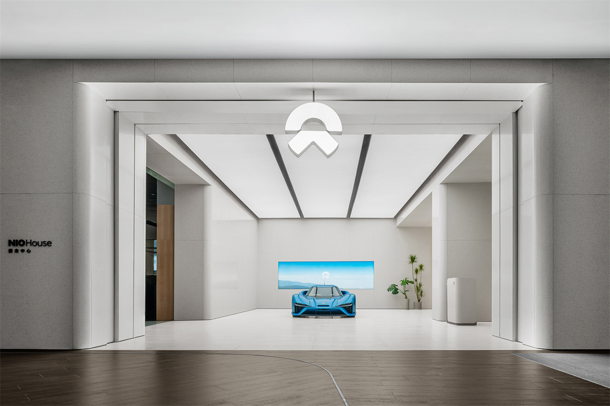 丽江NIO House蔚来中心汽车展厅装修设计规划(图2)