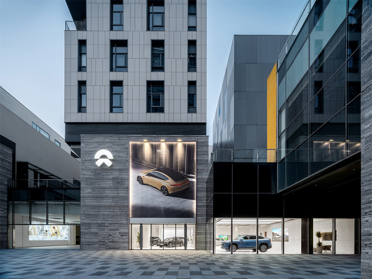 丽江NIO House蔚来中心汽车展厅装修设计规划(图1)