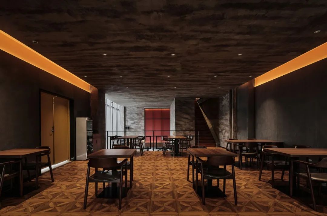九川中餐·烧烤·小酒馆融合店装修设计规划(图9) 九川中餐·烧烤·小酒馆融合店装修设计规划(图9)