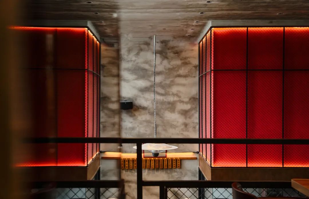 九川中餐·烧烤·小酒馆融合店装修设计规划(图10) 九川中餐·烧烤·小酒馆融合店装修设计规划(图10)