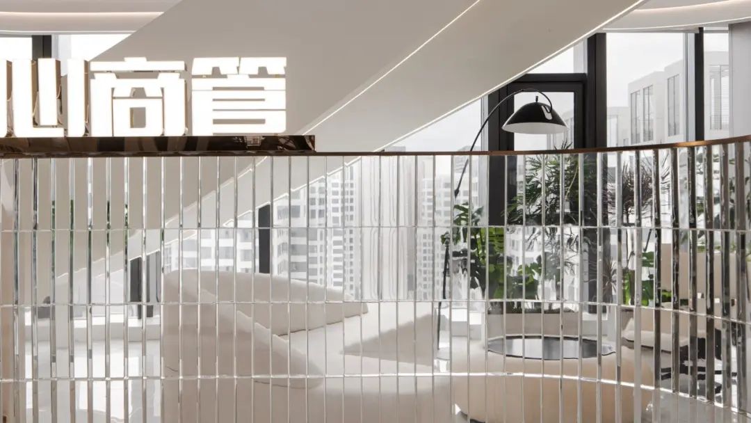 甲级写字楼匠心商管高端企业办公室装修设计(图5) 甲级写字楼匠心商管高端企业办公室装修设计(图5)