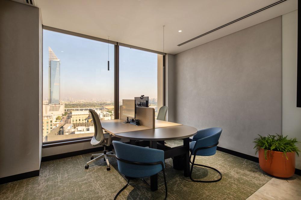 郑州bg电子官网大分享活力多彩的征询公司办公室装修案例(图17)