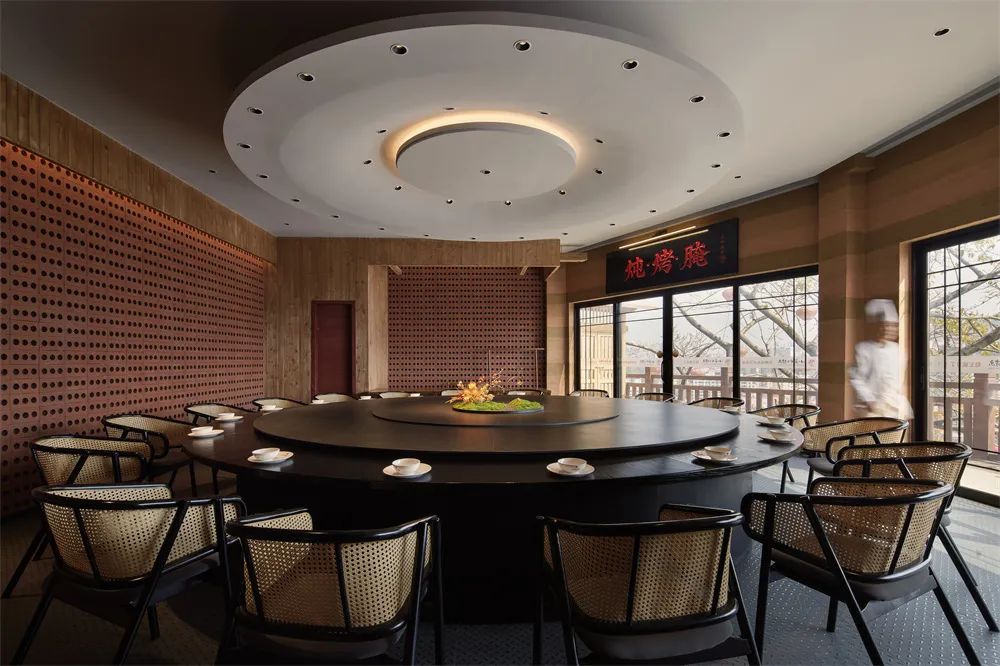 寻味烟火气 万州小舅母子烤鱼餐厅装修设计(图9) 寻味烟火气 万州小舅母子烤鱼餐厅装修设计(图9)