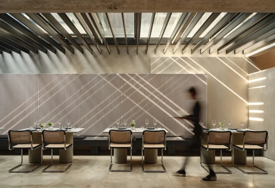 馐 · shy table 特色西餐厅装修设计规划(图9) 馐 · shy table 特色西餐厅装修设计规划(图9)